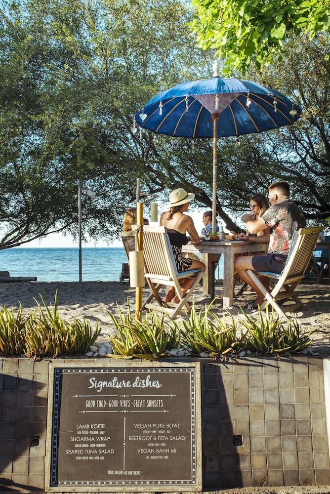 Karma Kayak Hotel Gili Trawangan Exterior photo